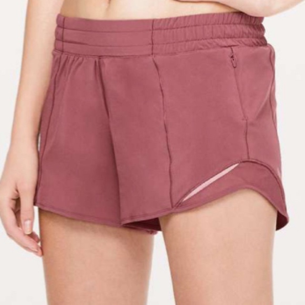 Lululemon Hotty Hots 4”Inseam - Misty Merlot - 8 Tall
